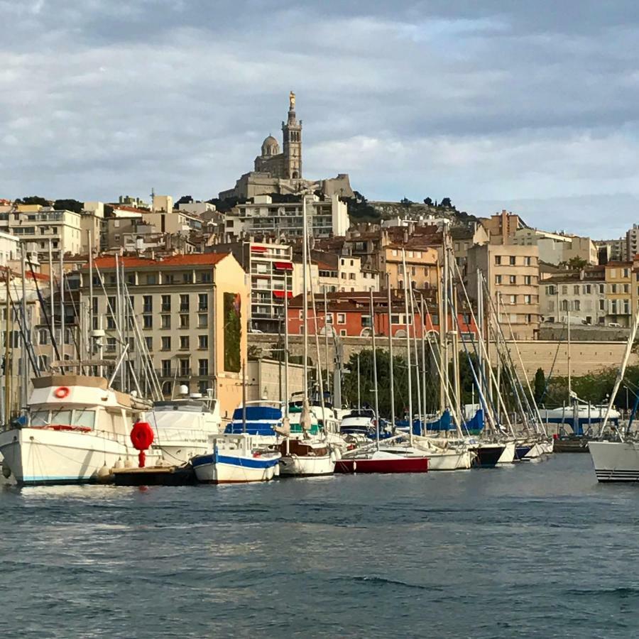Le Penequet : L'Appartement Du Vieux Port ☺ Марсель Экстерьер фото
